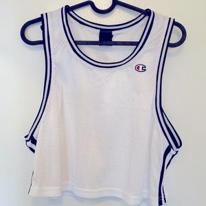 ⭐️2 Champion crop tops (2 tops set)
